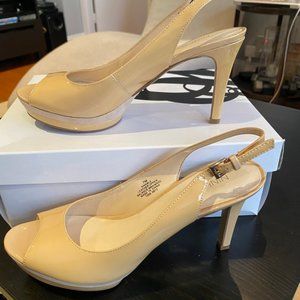 Nine West Able Patent Slingback Size 7